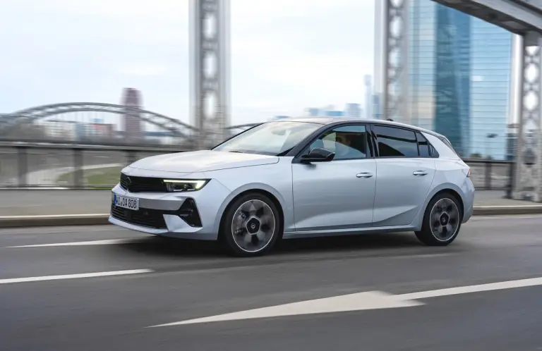 Opel - I modelli ibridi 48V - 8