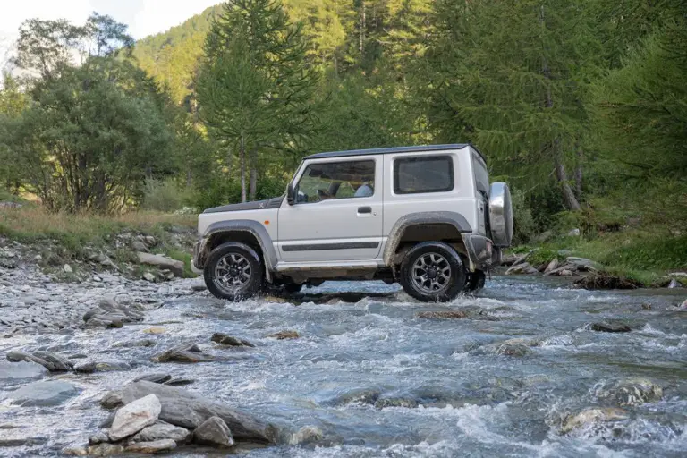 Suzuki Jimny Mata - 26