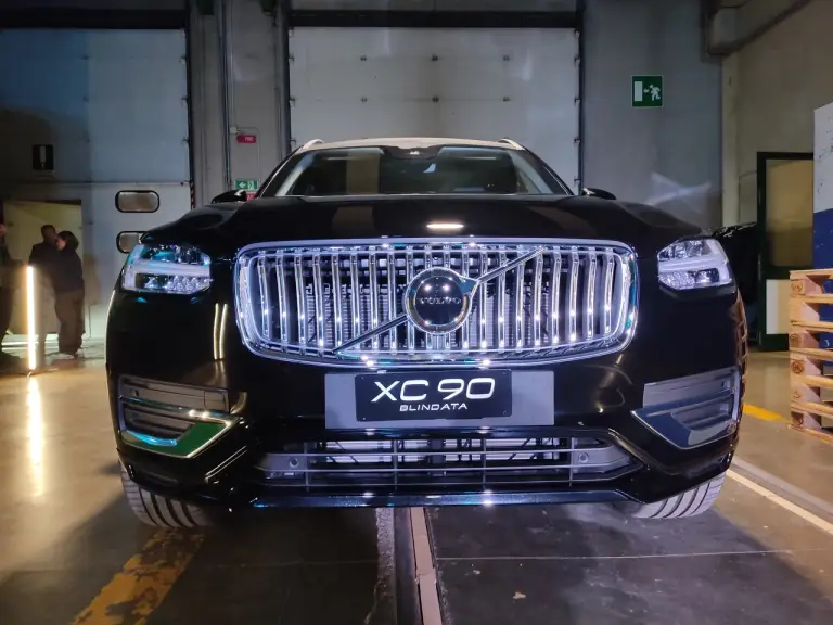 Volvo XC90 Blindata - Foto live Bologna - 12