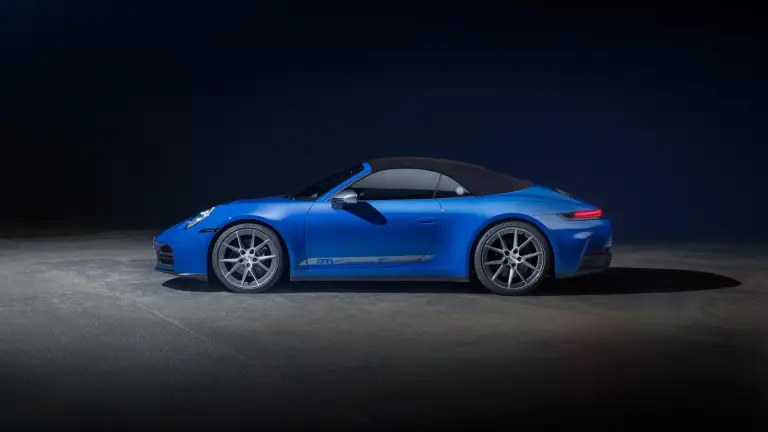 Porsche nuova 911 Carrera T - 16