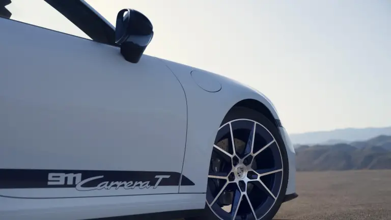 Porsche nuova 911 Carrera T - 8
