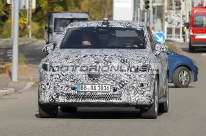 Mercedes GLC EV - Foto spia 31-10-2024