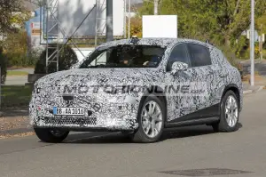 Mercedes GLC EV - Foto spia 31-10-2024