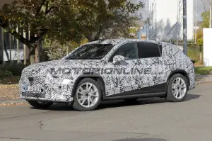Mercedes GLC EV - Foto spia 31-10-2024