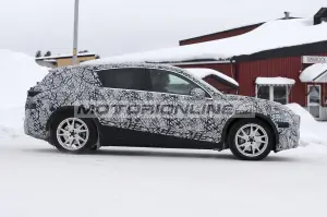 Mercedes GLC EV - Foto spia 31-10-2024