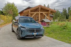 Peugeot e-5008 - Leukerbad