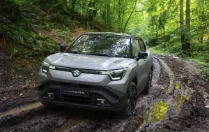 Suzuki e Vitara - Foto ufficiali - 11