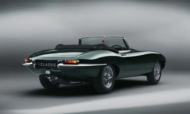 Jaguar E-Type Commemorative - 8