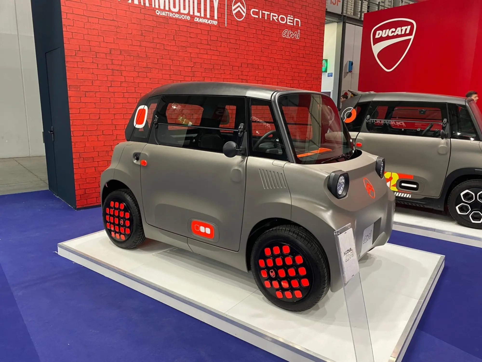 Citroen Ami 2025 - Foto live Eicma 2024 - 9
