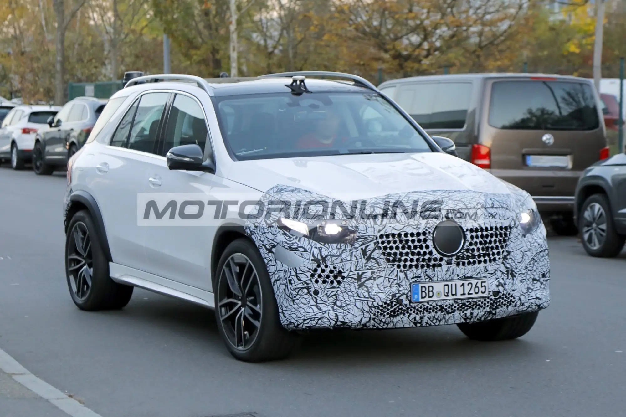 Mercedes GLE 2025 - Foto spia 6-11-2024 - 3