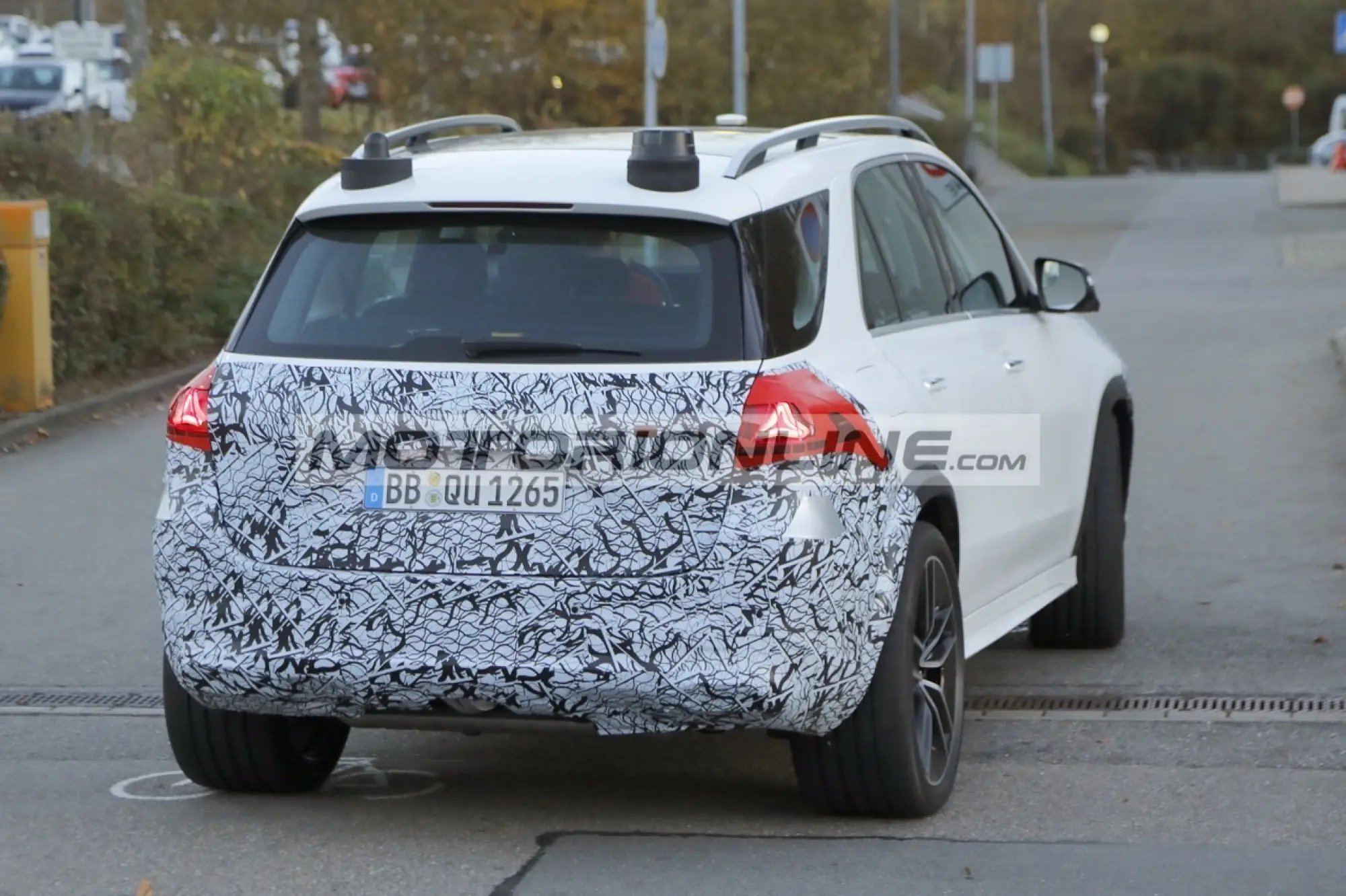 Mercedes GLE 2025 - Foto spia 6-11-2024 - 7