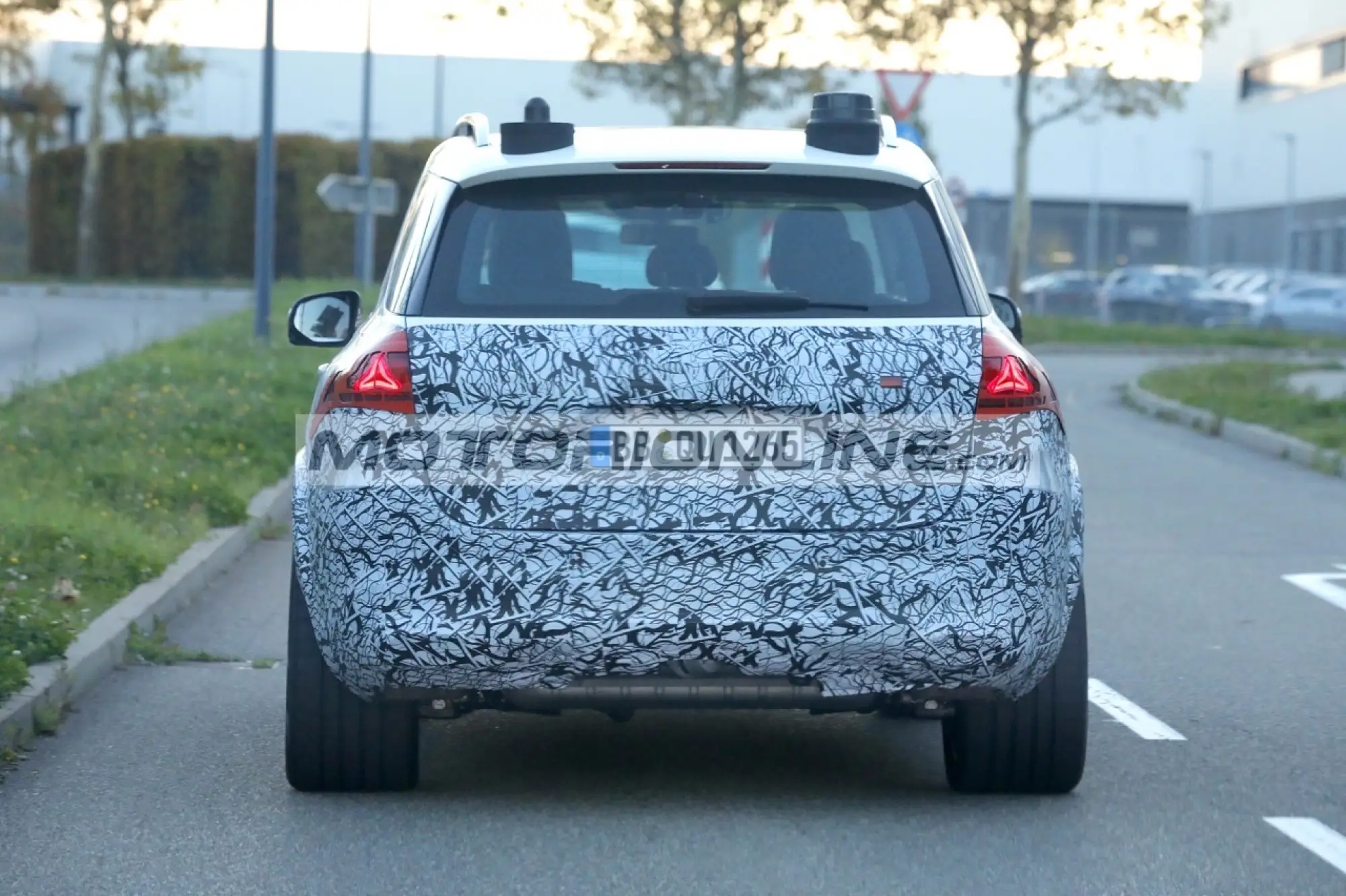Mercedes GLE 2025 - Foto spia 6-11-2024 - 10