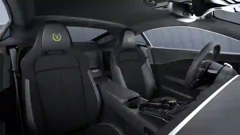 Aston Martin Vantage AMV24 Edition - 4