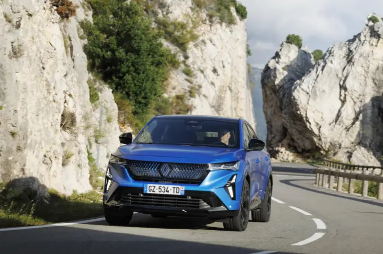 Renault Rafale E-Tech 4x4 - 20