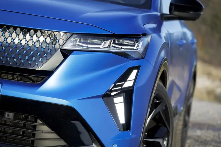 Renault Rafale E-Tech 4x4 - 44