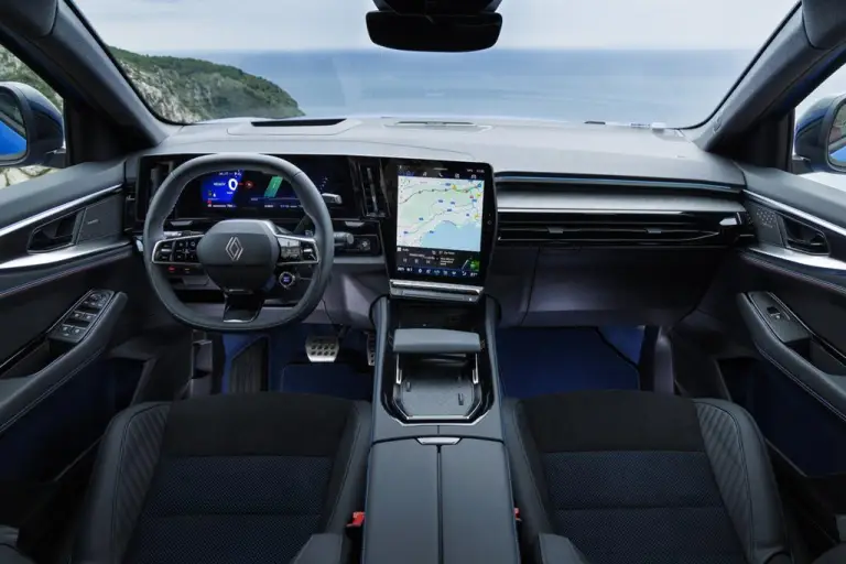 Renault Rafale E-Tech 4x4 - 45