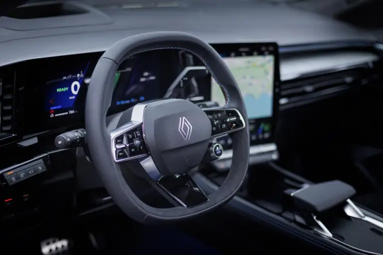 Renault Rafale E-Tech 4x4 - 47