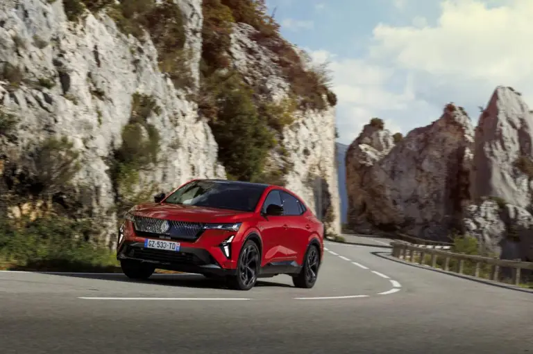 Renault Rafale E-Tech 4x4 - 71