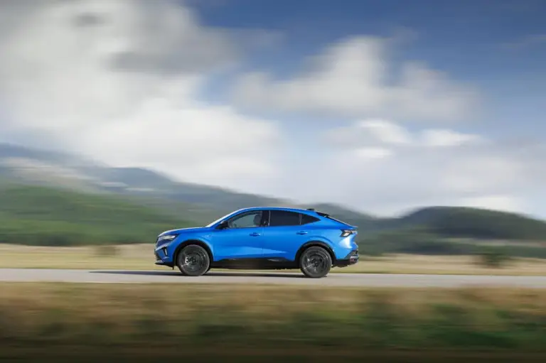 Renault Rafale E-Tech 4x4 - 6