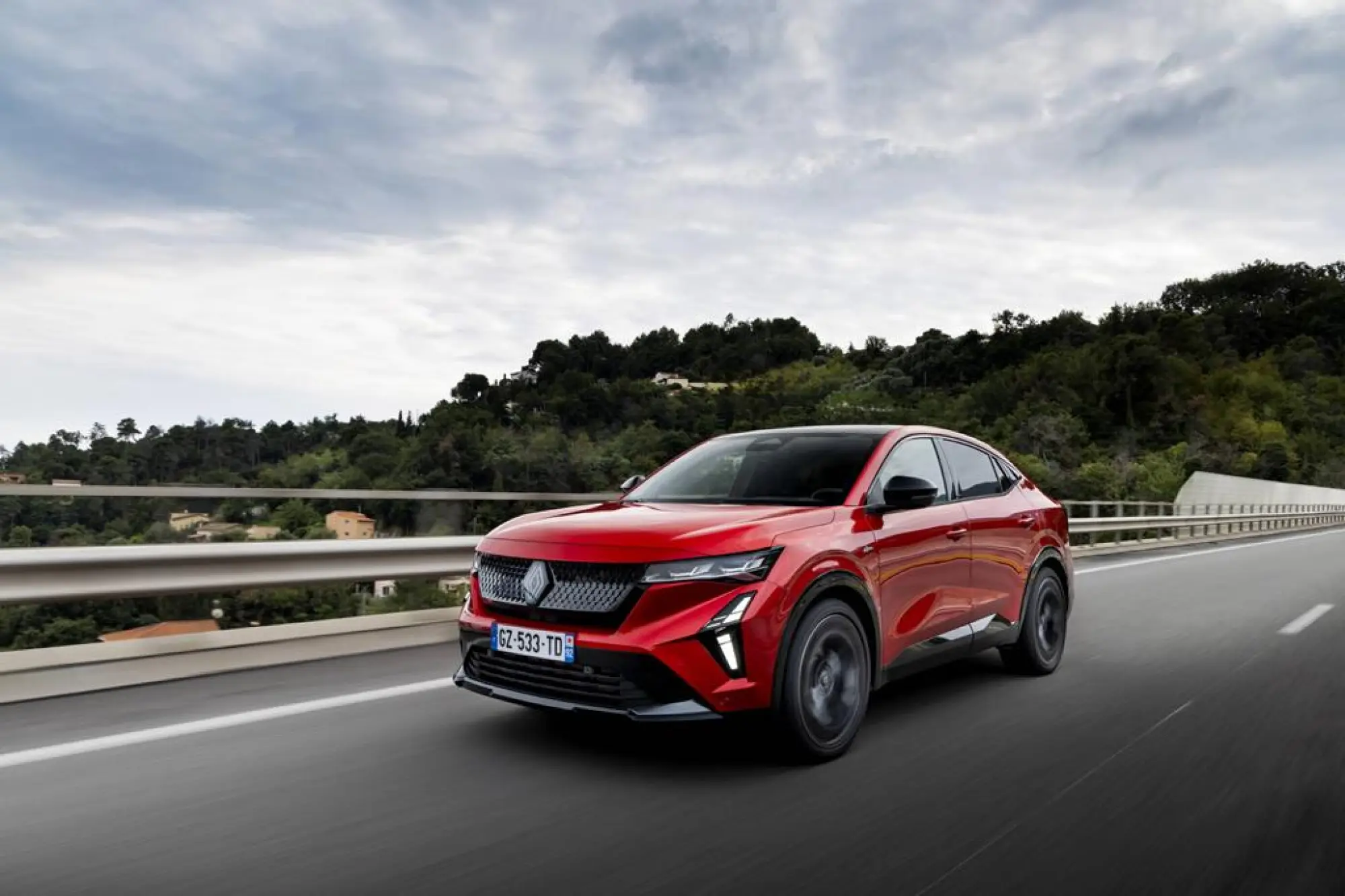 Renault Rafale E-Tech 4x4 - 92