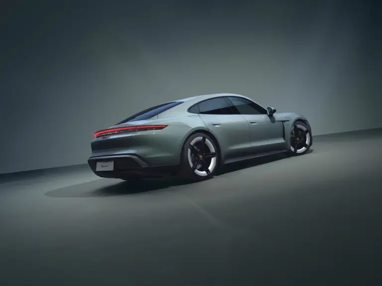 Porsche Taycan GTS e Taycan 4 2025 - 5