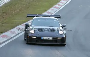 Porsche 911 GT3 RS 2025 - Foto spia 14-11-2024 - 10