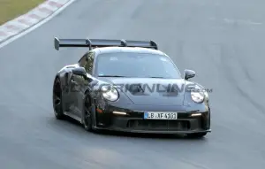Porsche 911 GT3 RS 2025 - Foto spia 14-11-2024 - 11