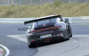 Porsche 911 GT3 RS 2025 - Foto spia 14-11-2024 - 16
