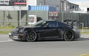 Porsche 911 GT3 RS 2025 - Foto spia 14-11-2024 - 5