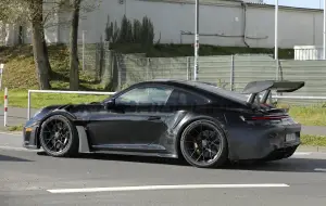 Porsche 911 GT3 RS 2025 - Foto spia 14-11-2024 - 6