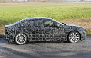 BMW Neue Klasse Sedan - Foto spia 14-11-2024 - 24