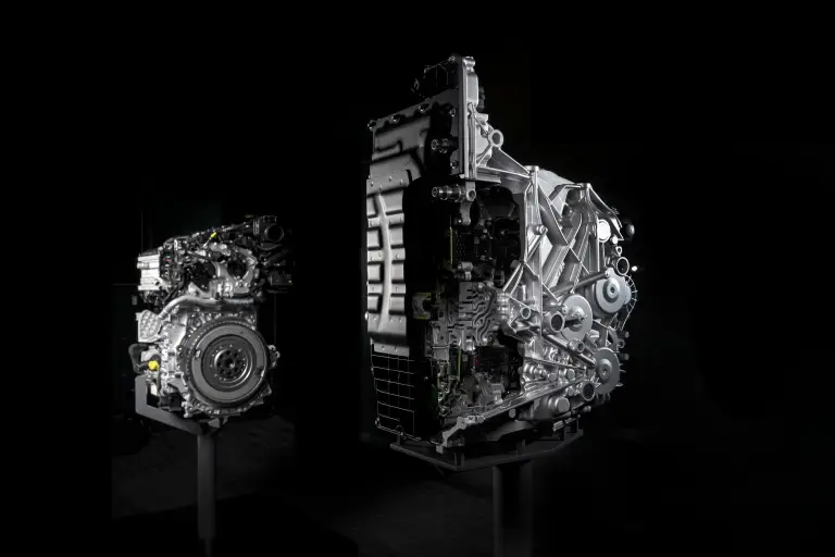 Nuova generazione della Mercedes CLA - 4