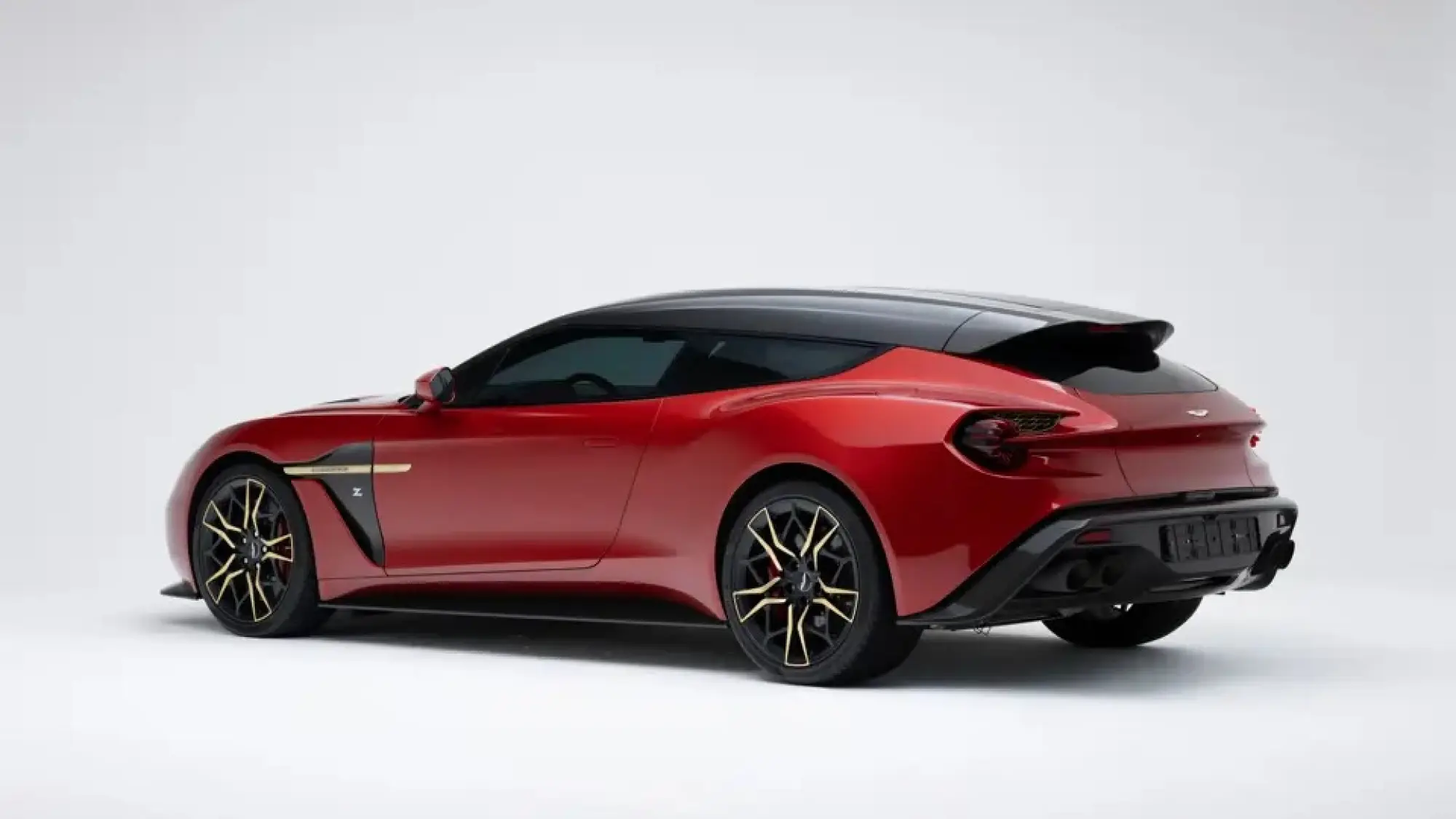 Aston Martin Vanquish Zagato Shooting Brake - 3