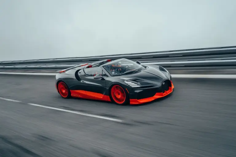 Bugatti W16 Mistral - Record mondiale - 1