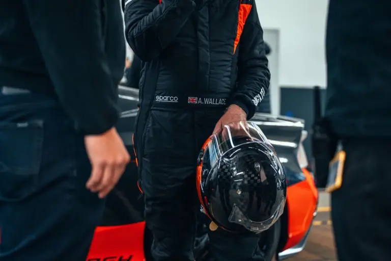 Bugatti W16 Mistral - Record mondiale - 16