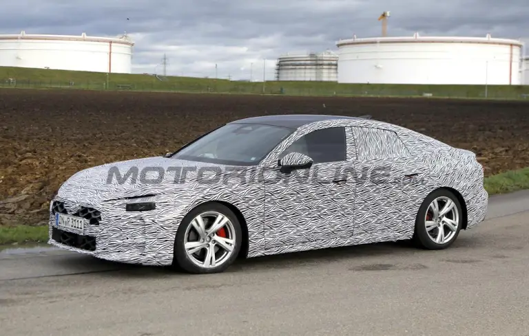 Audi A5 Sportback 2025 - Foto spia 20-11-2024 - 12