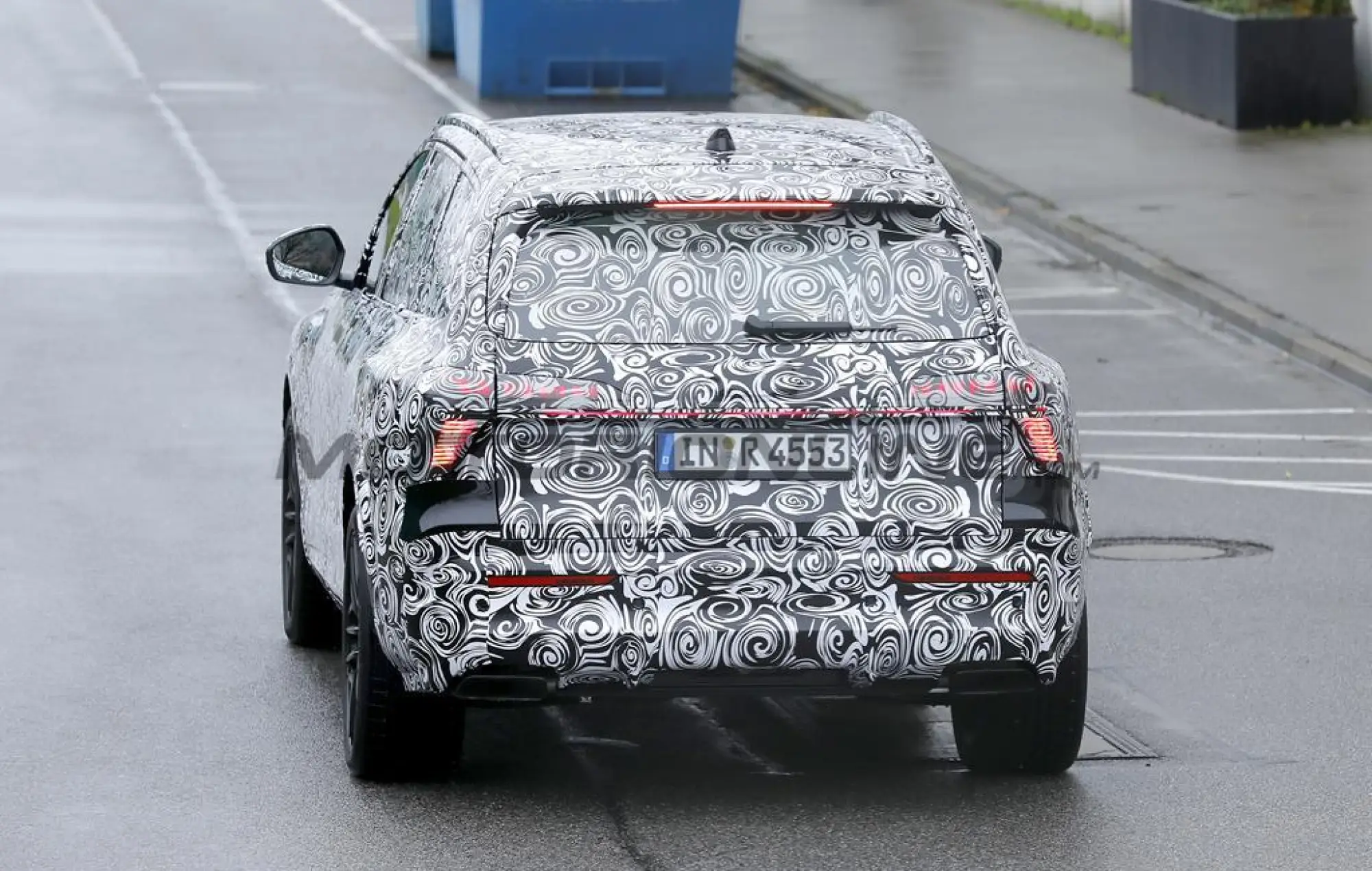 Audi Q7 2026 - Foto spia 25-11-2024 - 11