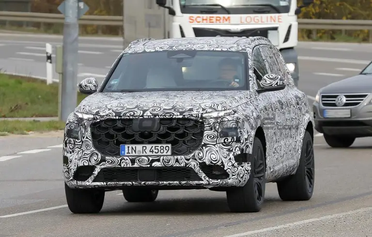 Audi Q7 2026 - Foto spia 25-11-2024 - 14