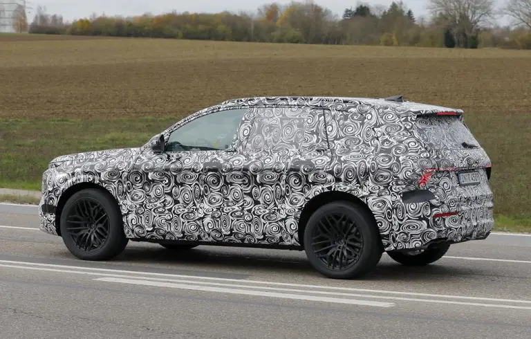 Audi Q7 2026 - Foto spia 25-11-2024 - 17