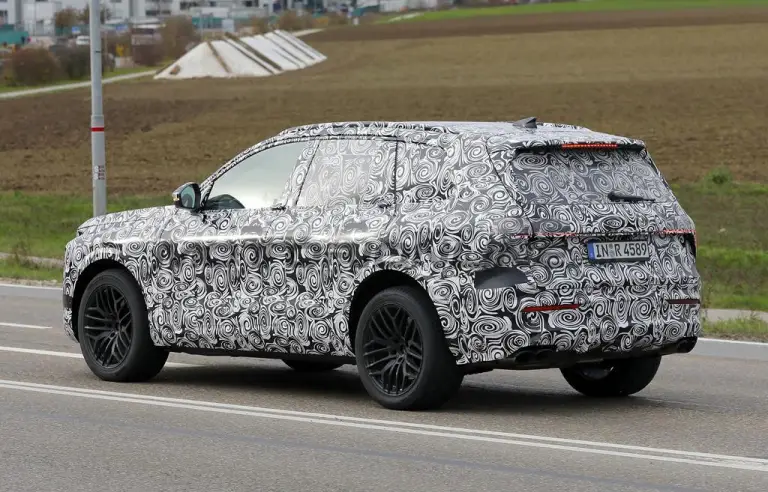 Audi Q7 2026 - Foto spia 25-11-2024 - 20