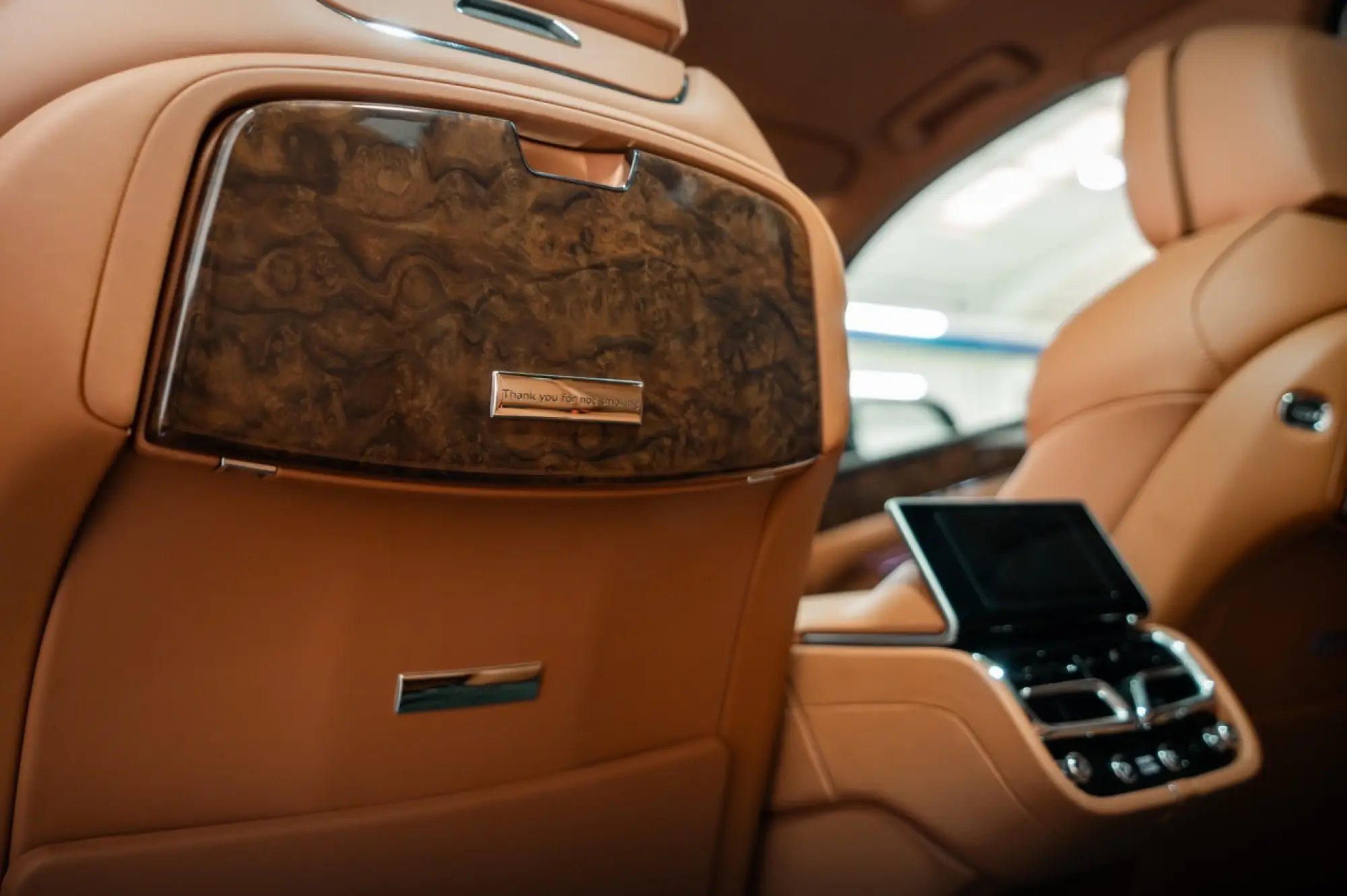 Bentley Bentayga EWB - The Peninsula Hong Kong - 11