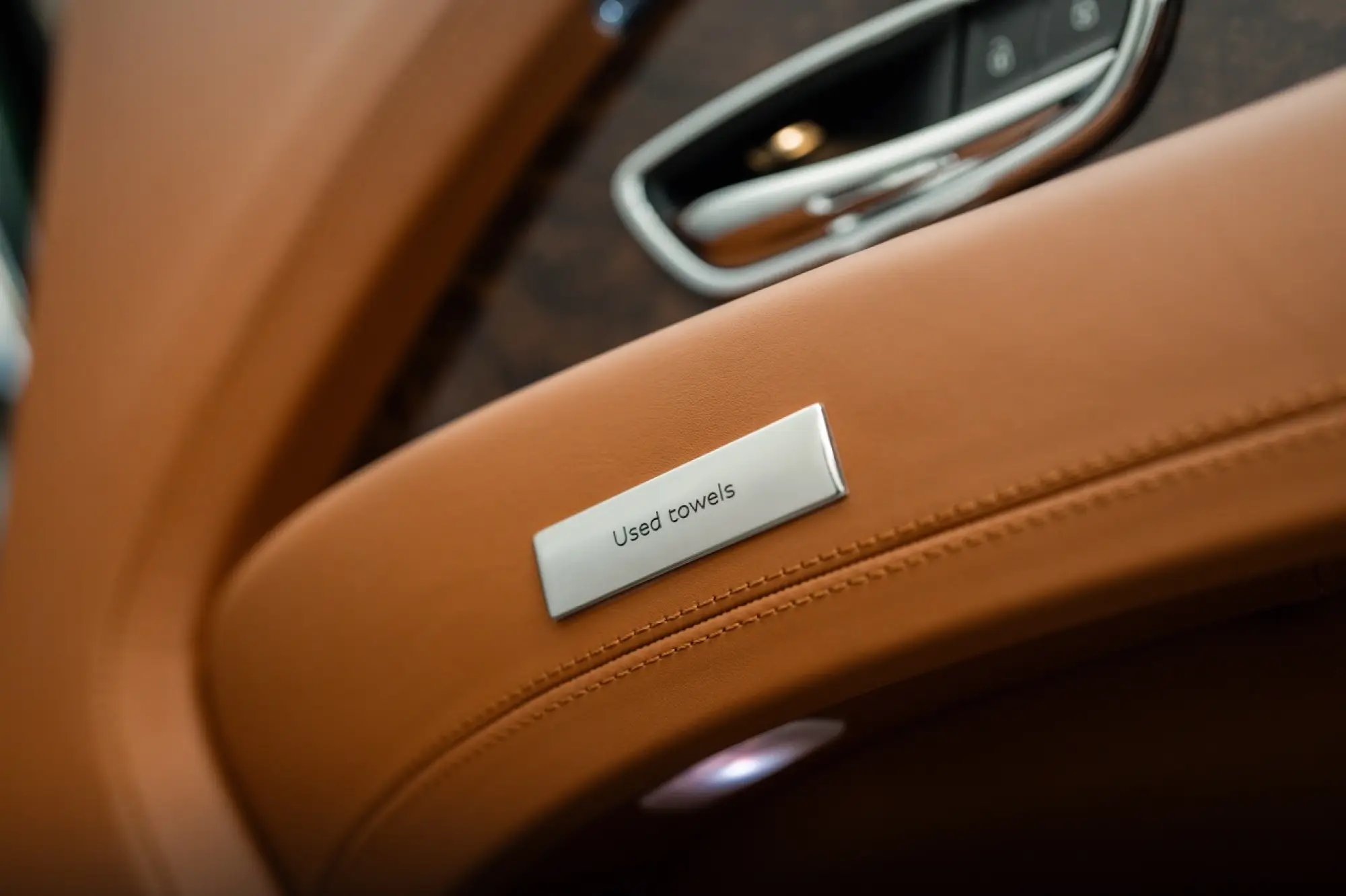 Bentley Bentayga EWB - The Peninsula Hong Kong - 17