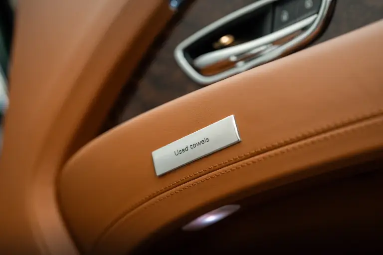 Bentley Bentayga EWB - The Peninsula Hong Kong - 17