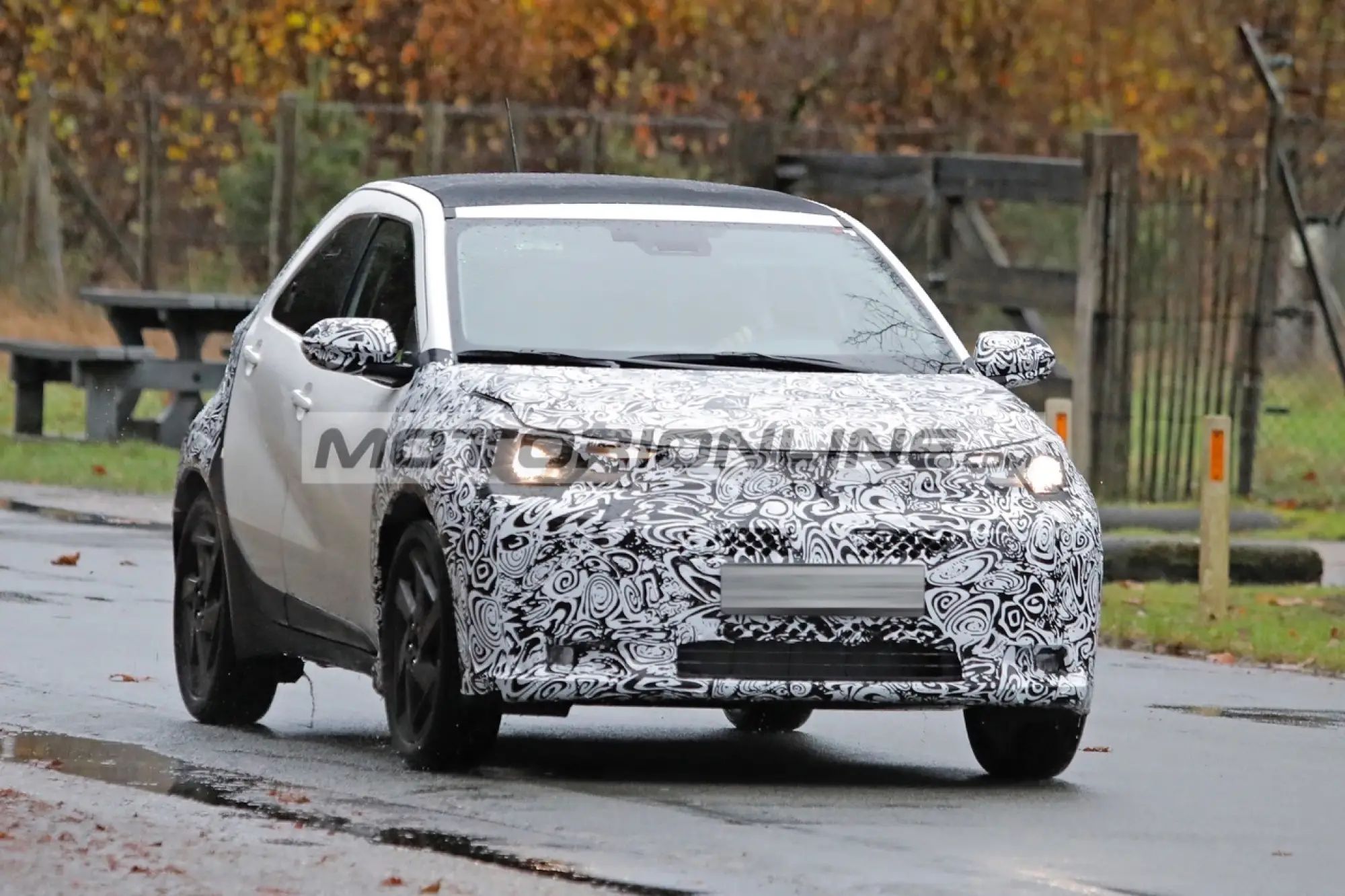 Toyota Aygo X 2026 - Foto spia 28-11-2024 - 1