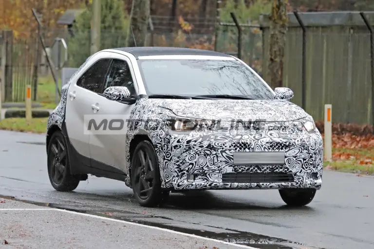 Toyota Aygo X 2026 - Foto spia 28-11-2024 - 3