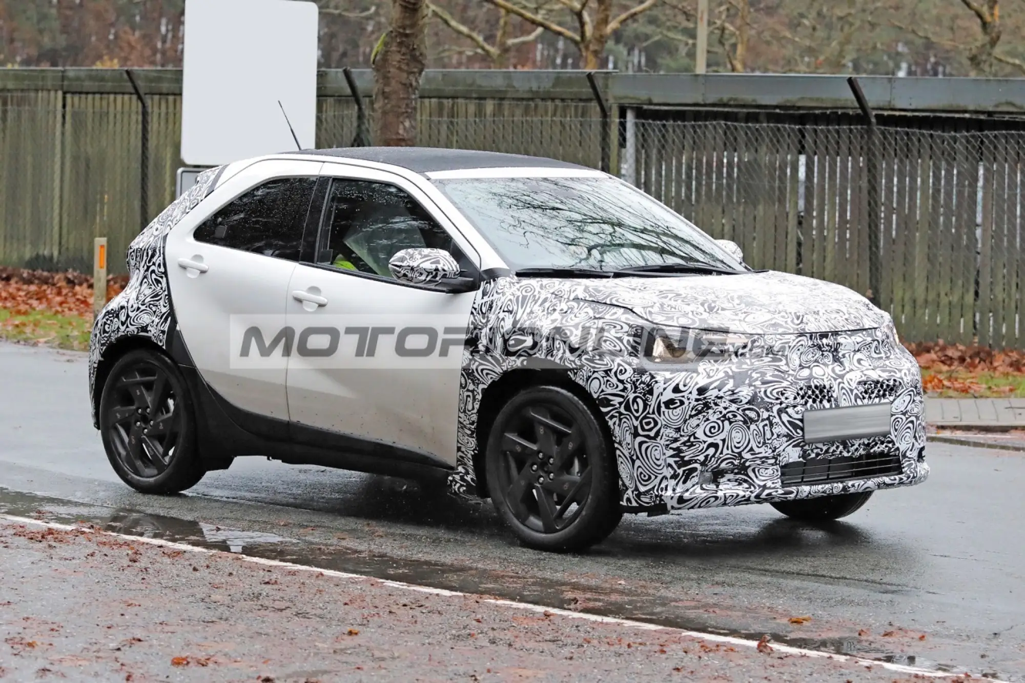 Toyota Aygo X 2026 - Foto spia 28-11-2024 - 5