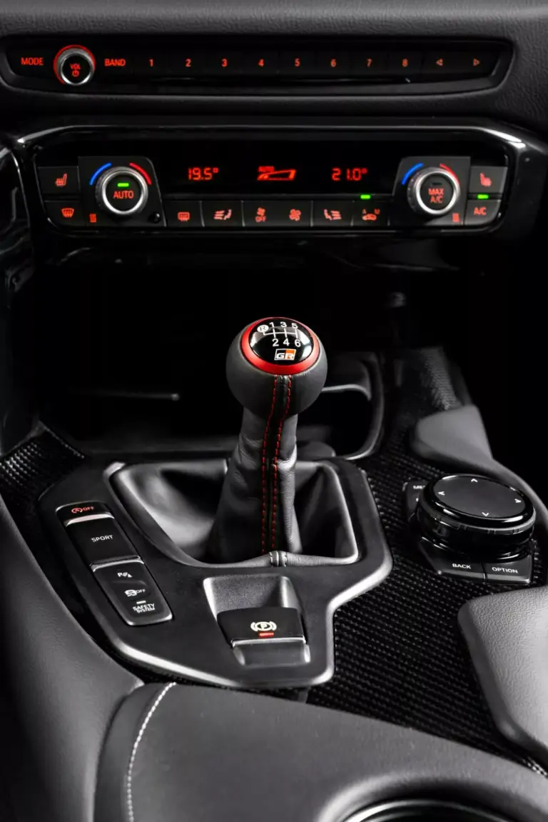 Toyota GR Supra 2025 e A90 Final Edition - 3