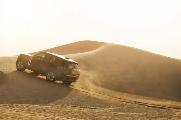 Range Rover EV - Test al caldo - 8