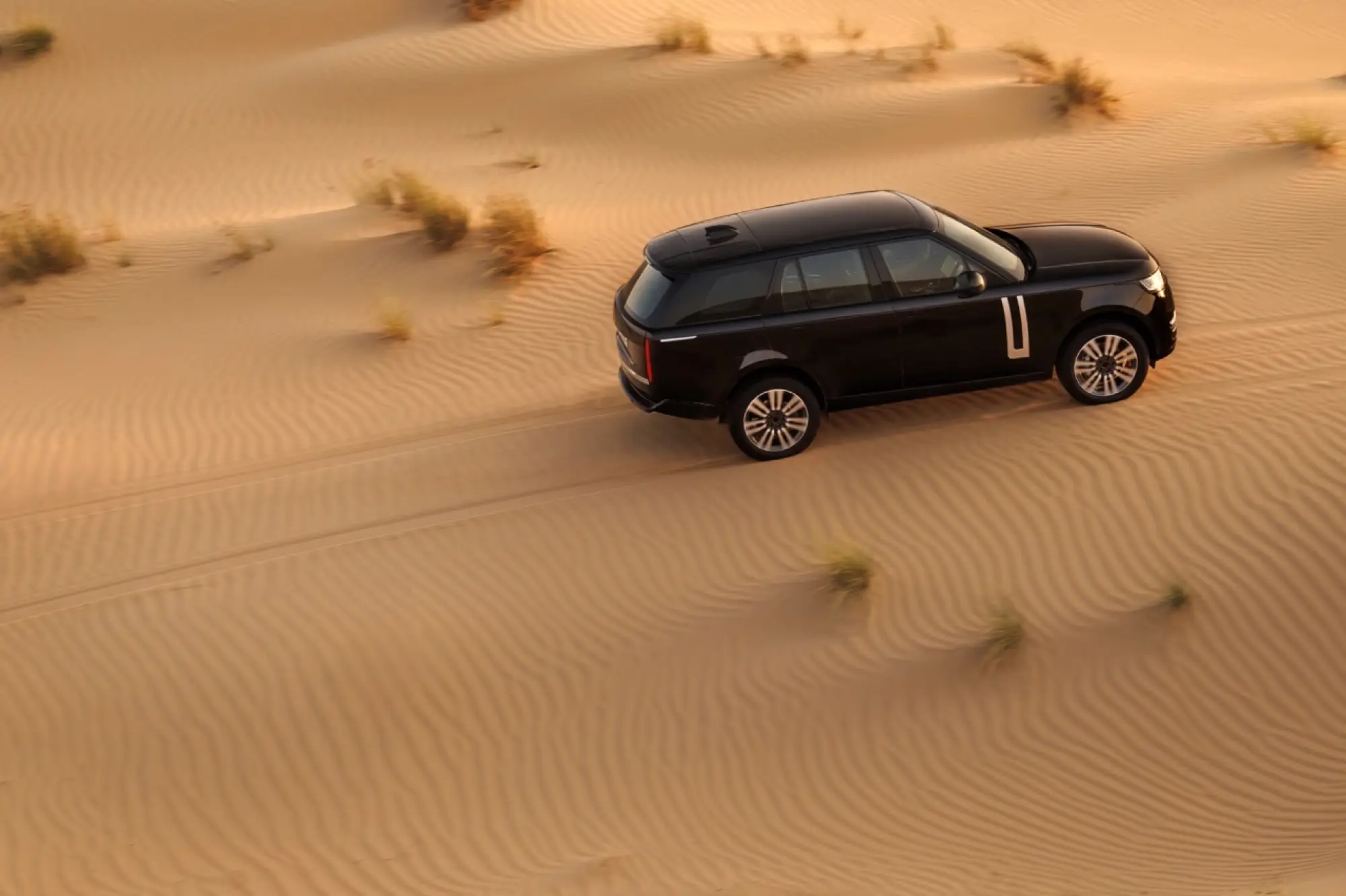 Range Rover EV - Test al caldo - 2
