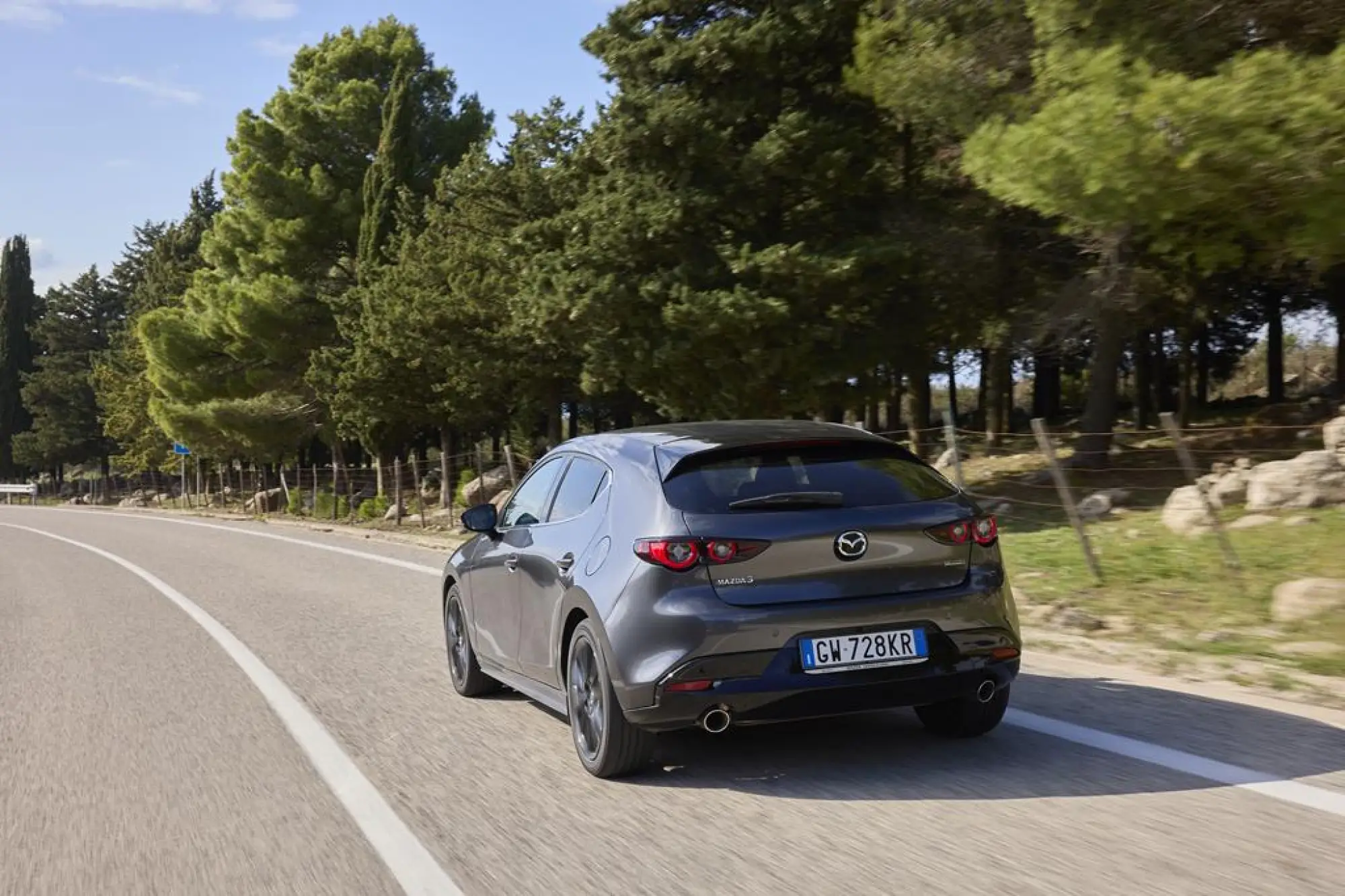 Mazda CX-30 e Mazda 3 2025 - Prova su strada - 146